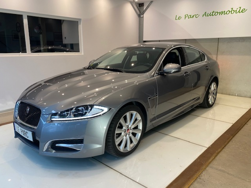 JAGUAR XF V6 3.0 D 240 ch Luxe Premium 