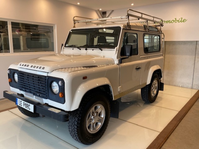 LAND-ROVER Defender 90 2.4 TD