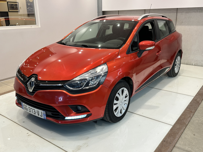 RENAULT Clio Estate 1.2 16v 75 ch Limited 
