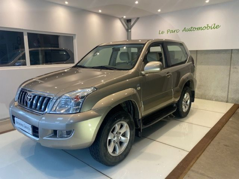 TOYOTA LAND CRUISER KDJ 120