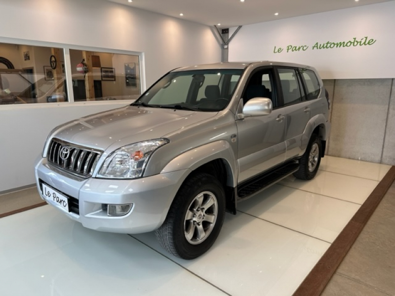 TOYOTA Land Cruiser 173 D-4D Légende  